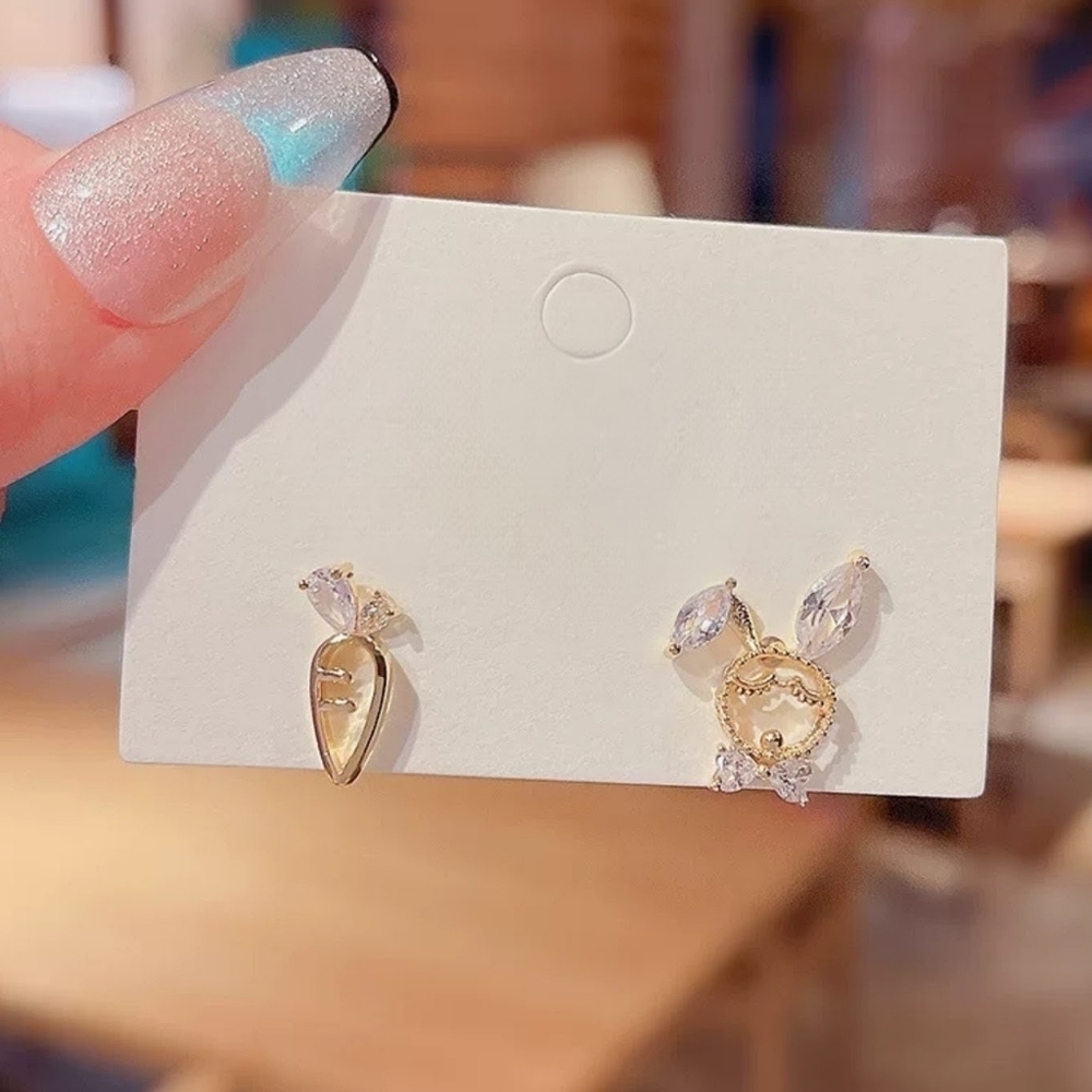 Bunny & Carrot Stud Earrings Cute Dainty Style - Picture 1 of 6